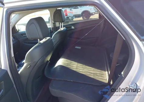 2016 Hyundai Tucson Limited z USA, uszkodzony, nr VIN KM8J3CA26GU250936